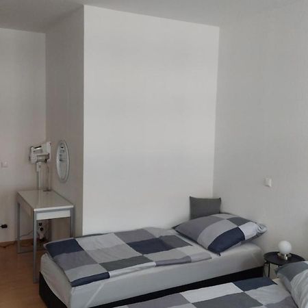 Neu! Ferienwohnung In Ерфурт Екстериор снимка