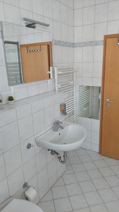 Neu! Ferienwohnung In Ерфурт Екстериор снимка